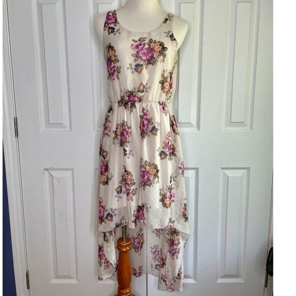 Urbana Floral Print Dress Size Medium - Picture 1 of 4